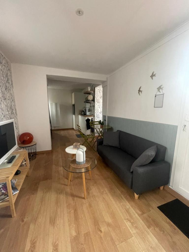 Petit maison avec terrasse proche de Rouen 1h30 de Paris photo 1