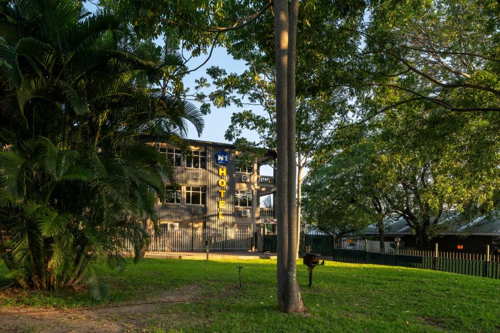 N1 Hotel & Campsite Victoria Falls photo 3