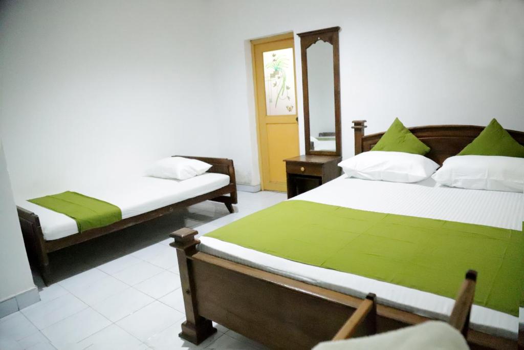 Aruna Guest Wilpattu photo 3