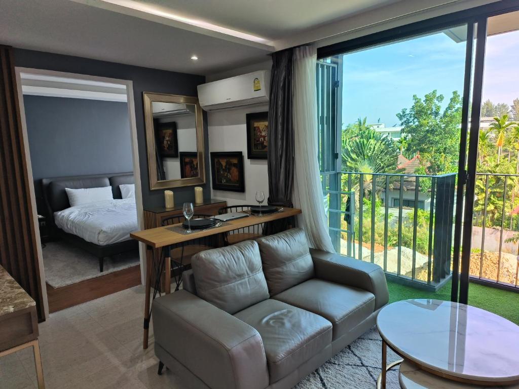 The Aristo 1 Condo Surin Beach photo 4
