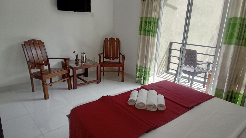 The Kingdom Gate Hotel photo 2