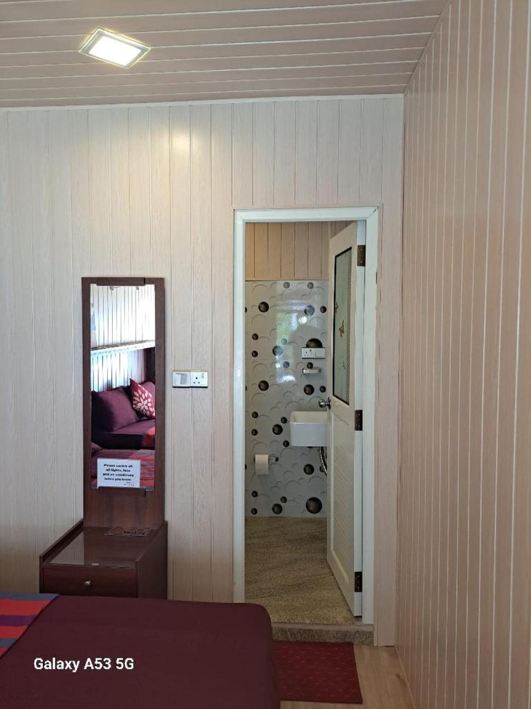 The New Residence photo 1