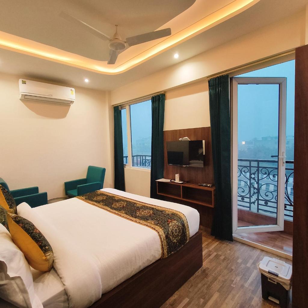 Hotel East Wood Amritsar photo 1