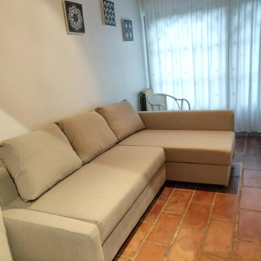 Villa de 3 chambres avec piscine privee jardin clos et wifi a Althen des Paluds photo 4