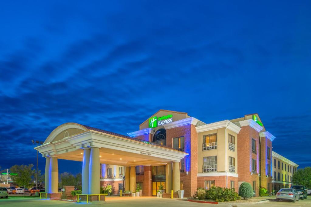 Holiday Inn Express Enid-Highway 412, an IHG Hotel photo 1