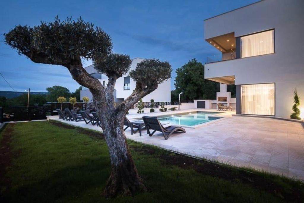 Villa Nalani near Marcana for 6 people with private pool & sauna photo 4
