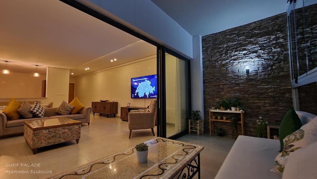 SURF PALACE BEACHFRONT APARTMENT Essaouira photo 3