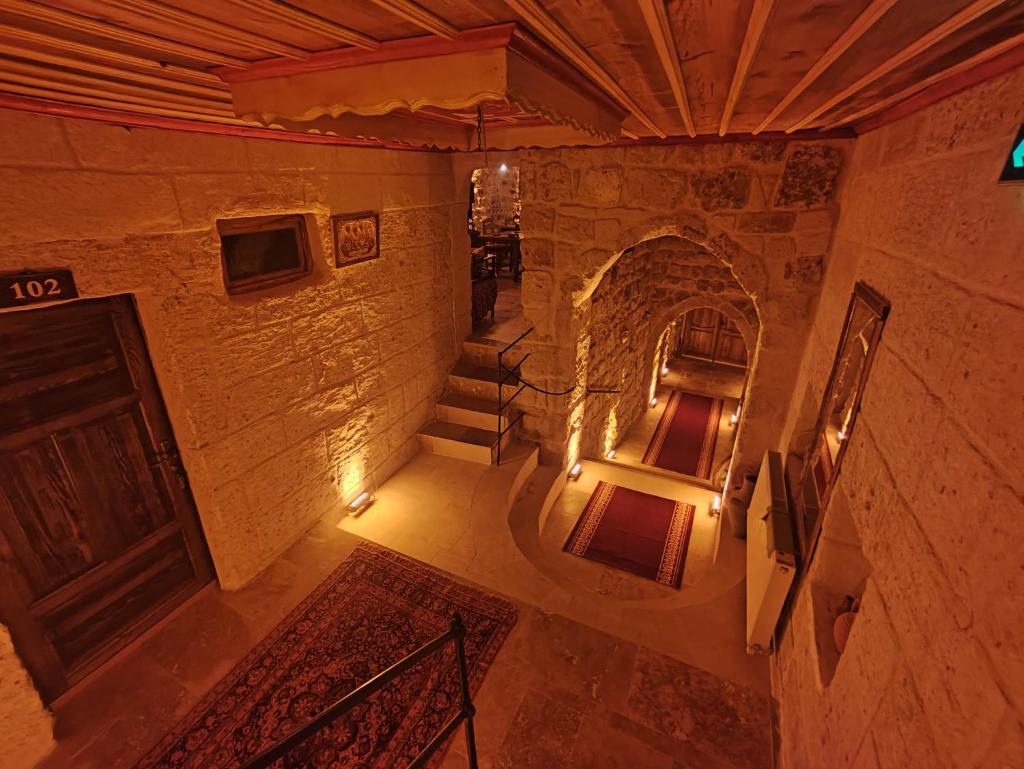 Euphoria Cave House photo 2