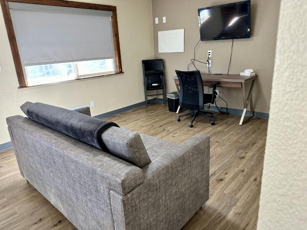 Wapiti Lodge photo 1