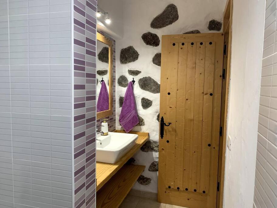 Casa (bajo), Tasarte. photo 1