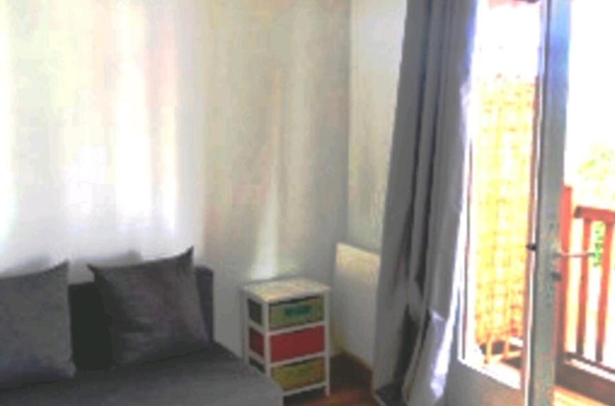 Appartement Charme petite terrasse à 400m de Paris photo 3