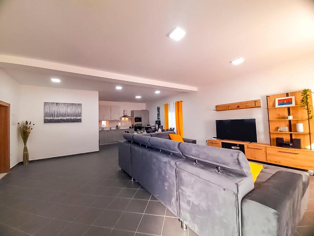 Villa Aura photo 2
