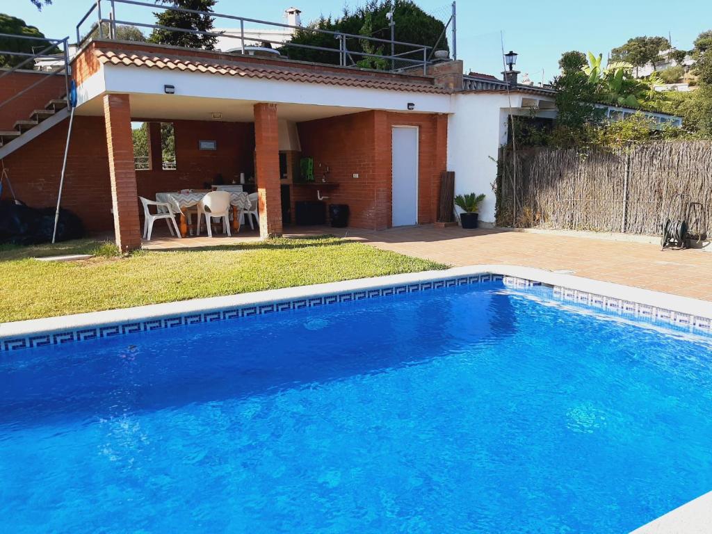 Casa con piscina privada, BBQ, playa, naturaleza photo 3
