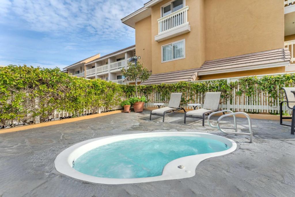 Best Western Plus Monterey Inn photo 4