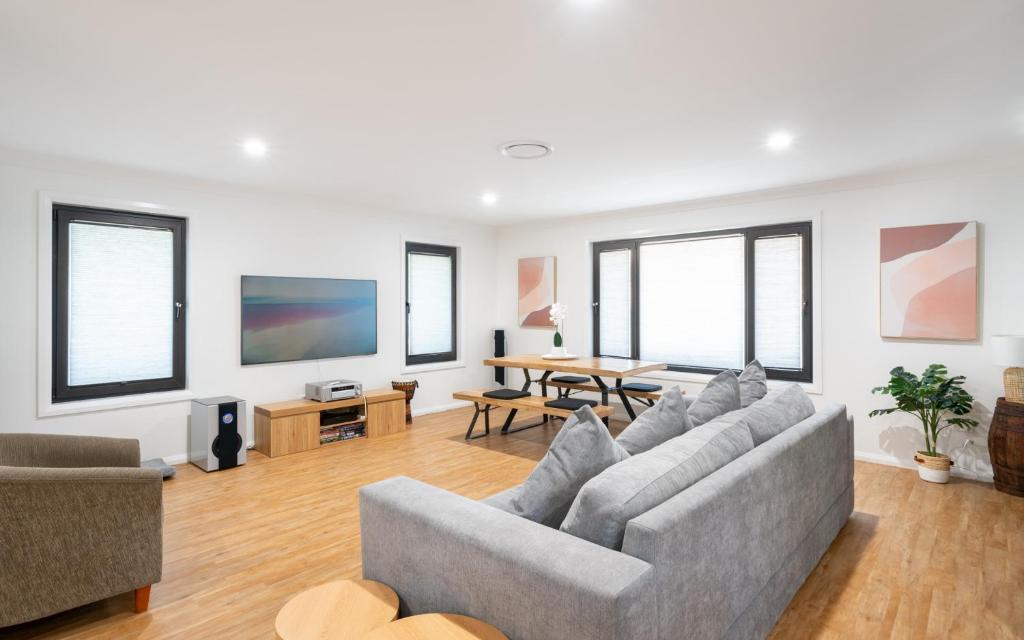 MèRose Place - Spacious Modern New photo 4