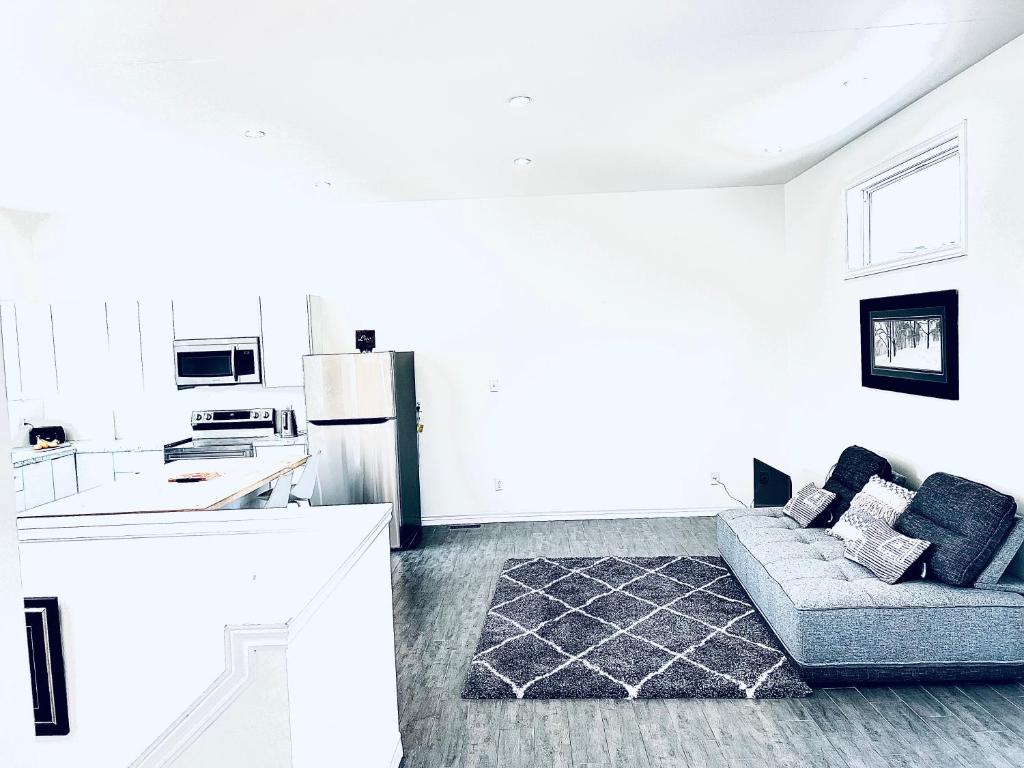 LaVida Exclusive Guest House(Rm#4) photo 1