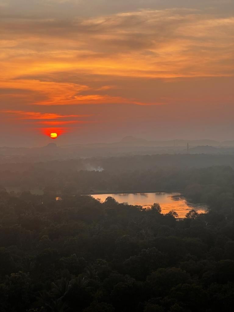 Sigiri Sunrise Villa photo 1