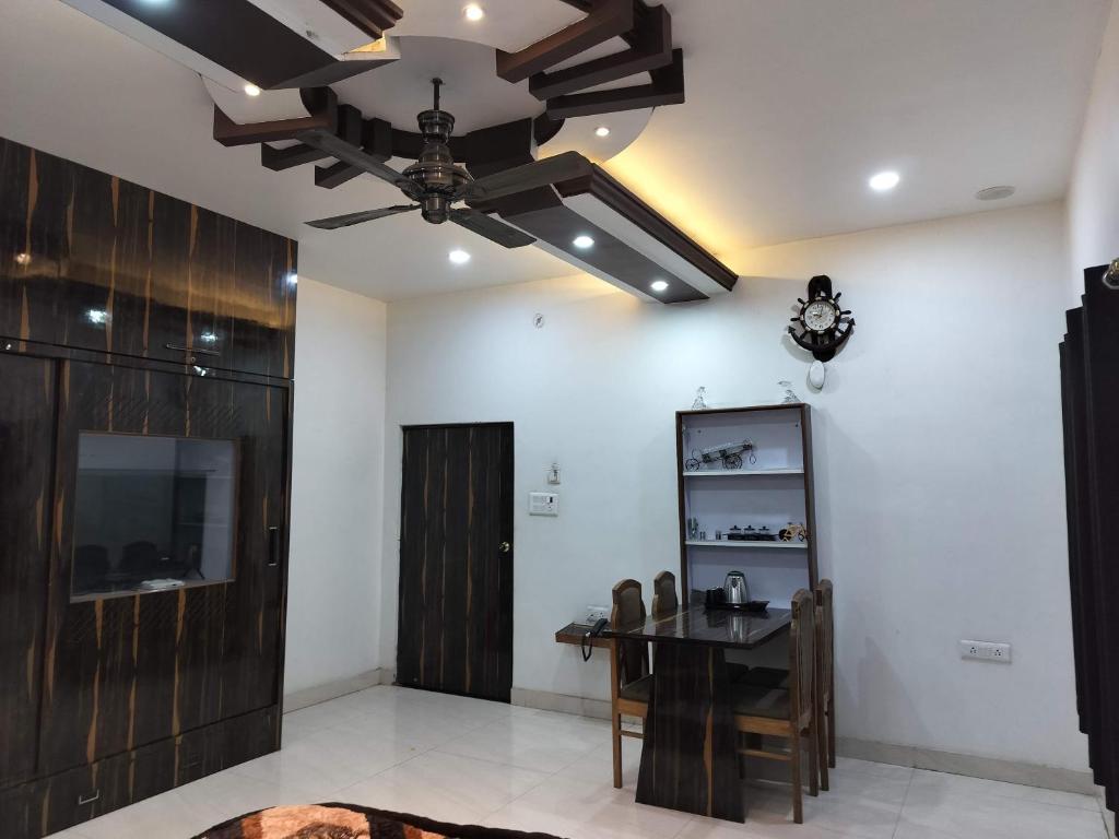 Hotel Dawat photo 1
