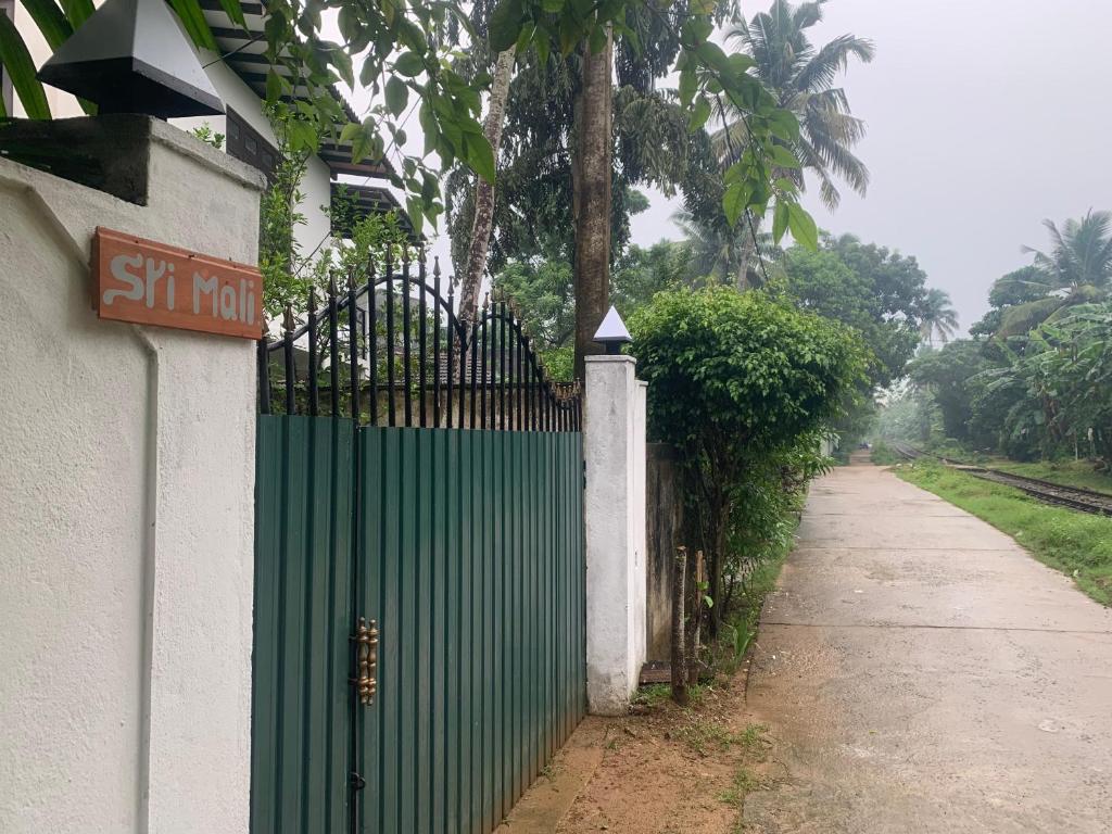 Sri Mali Holiday Home photo 1