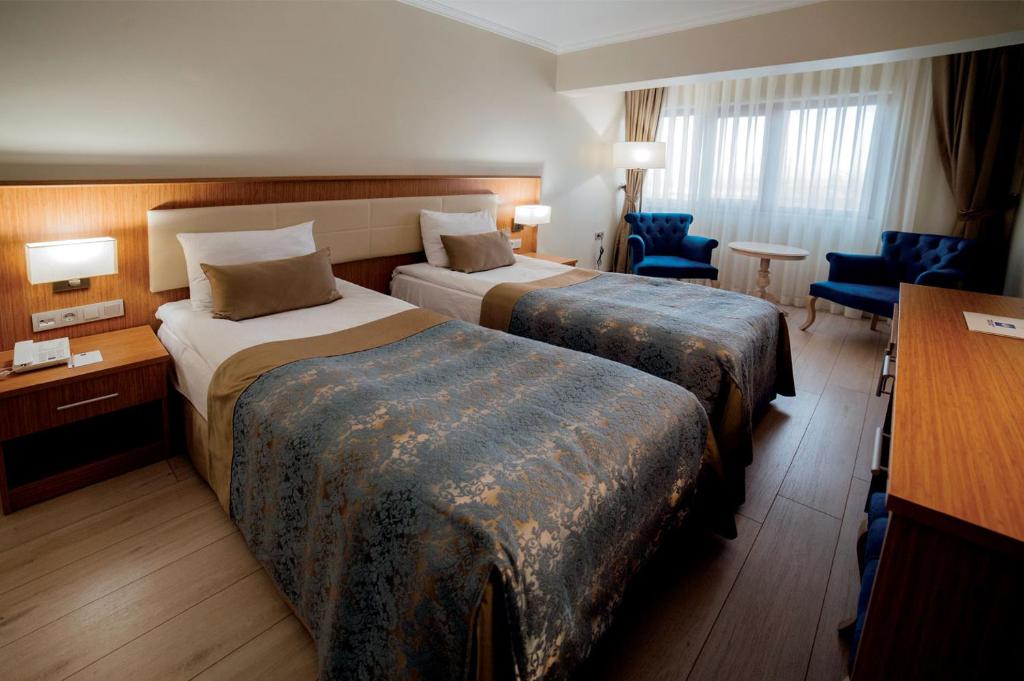 Patalya Lakeside Resort Hotel photo 2
