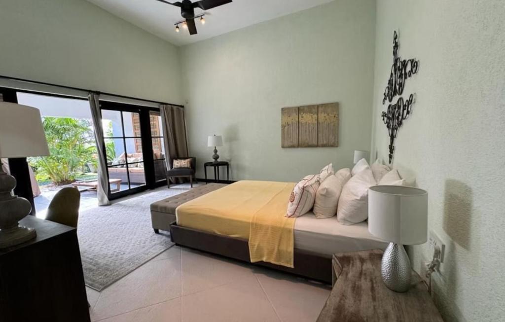 Lux Villa w/ Stunning Panoramic Ocean Views photo 4
