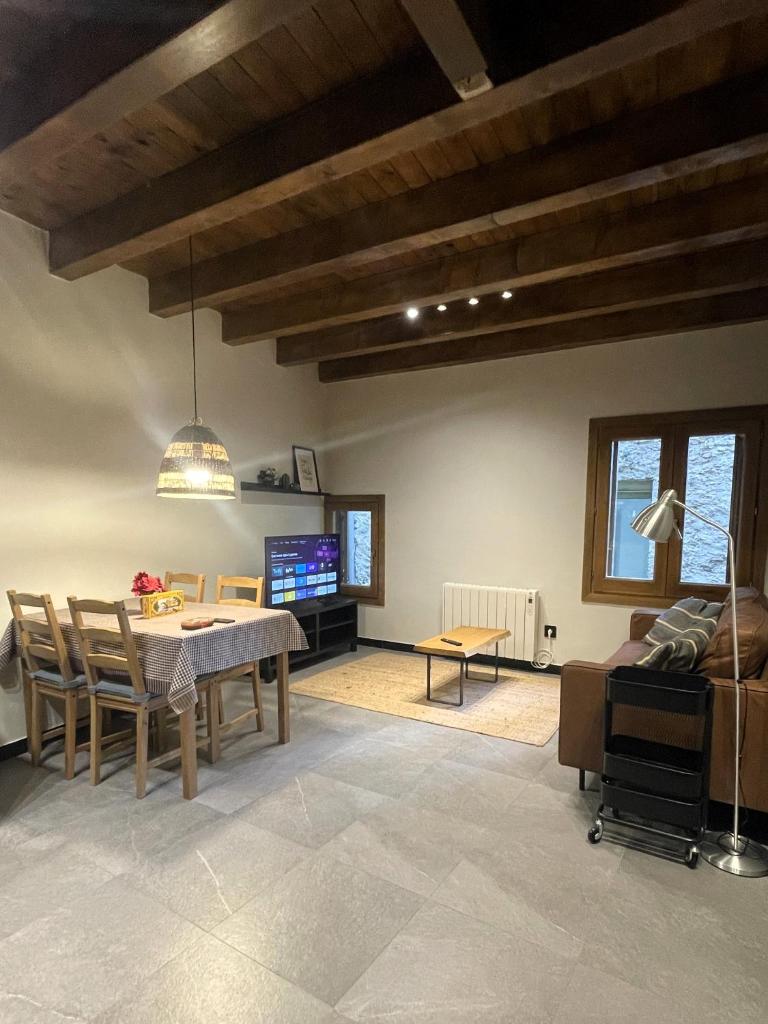 Gra de Fajol, Apartamento en el puente histórico photo 1