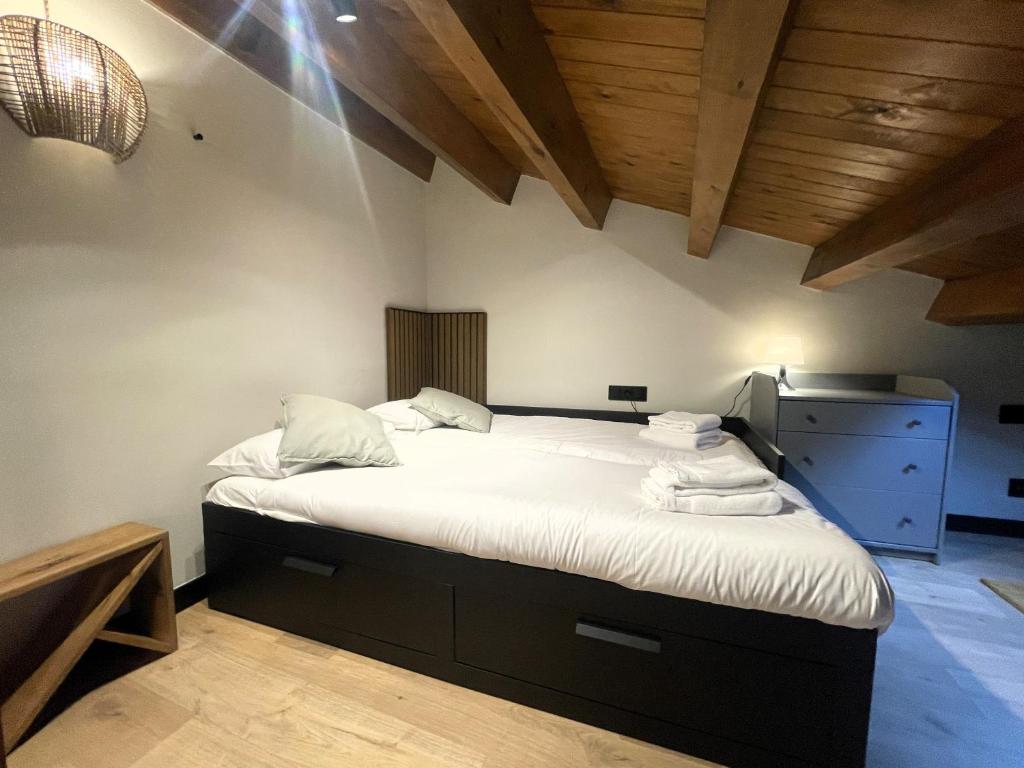 Gra de Fajol, Apartamento en el puente histórico photo 3