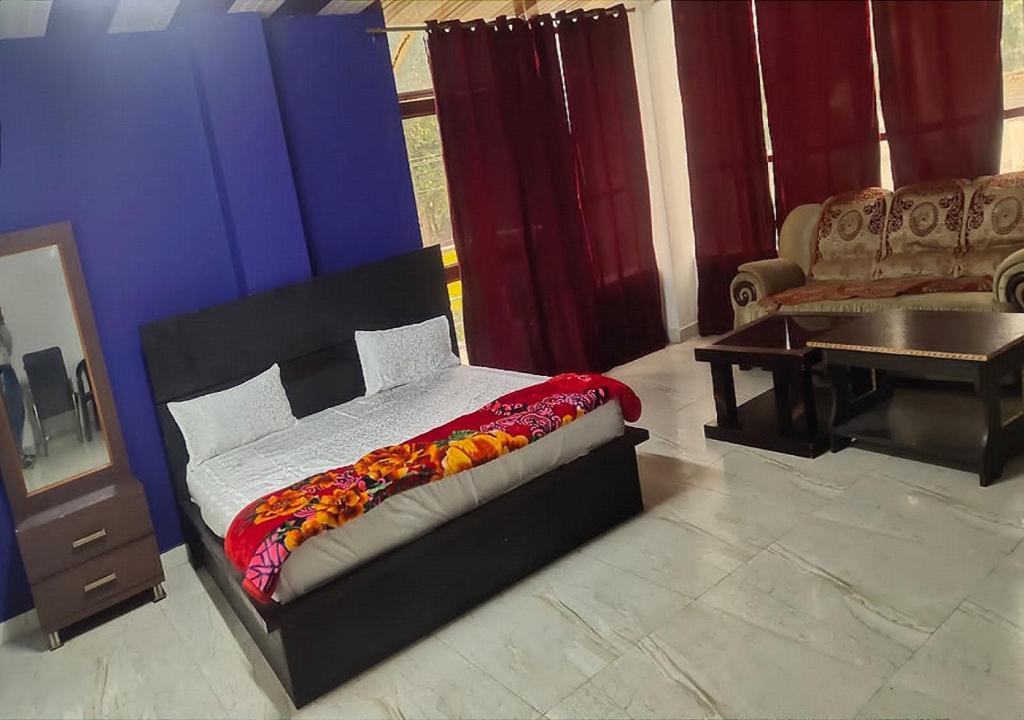 Hotel Madhava , Naimisharanya photo 2