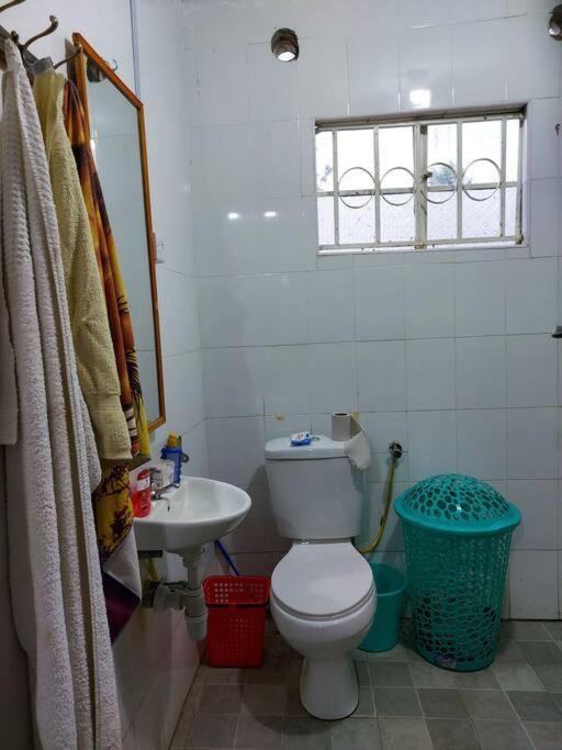 A Lovely smart family guest house photo 4