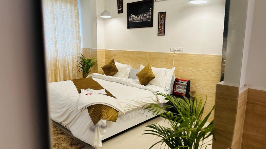 Hotel Relax In - Noida Sector 18 photo 3