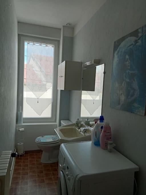 F2 1ER ETAGE photo 3