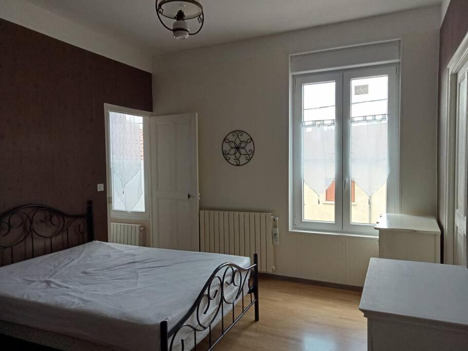F2 1ER ETAGE photo 2