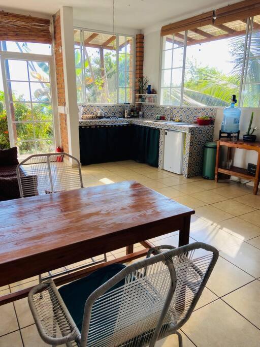Lovely beach view apartment in Atami photo 2