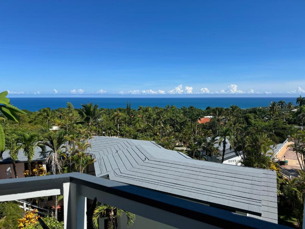 Catalina, Cabrera Oceanview Multi 2 BD 2 Bath Condo Units with Balcony and Pool photo 2