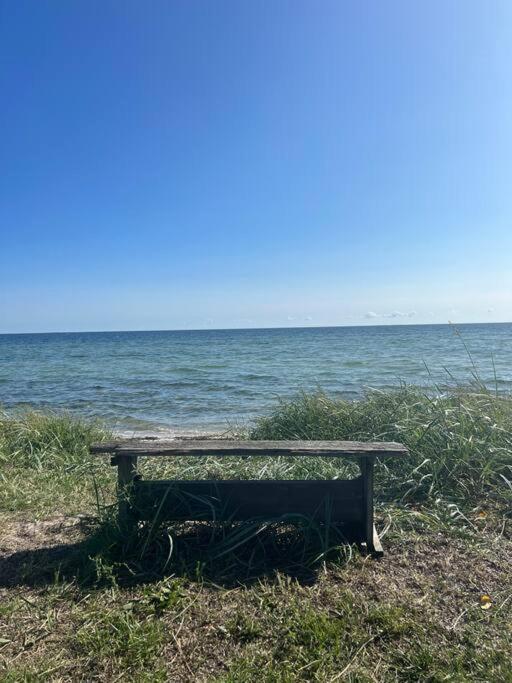 Mormors Gårdhus ved stranden
