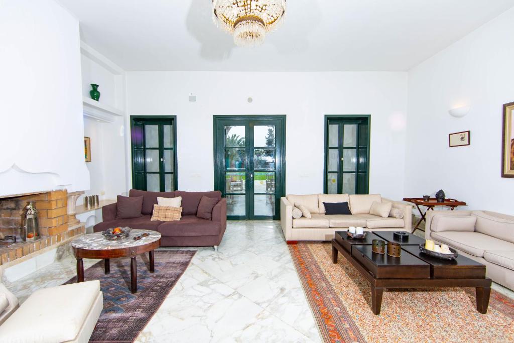 Arabesque House photo 2