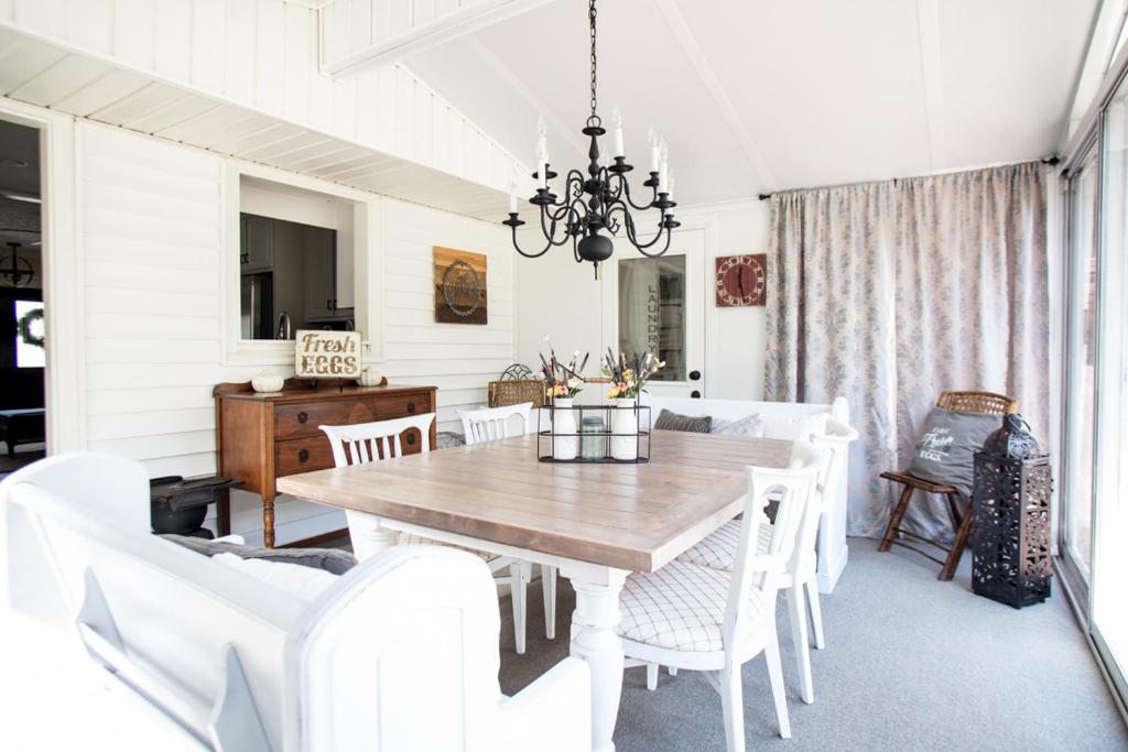 Charming Farmhouse in the Historic City of Tucker photo 1