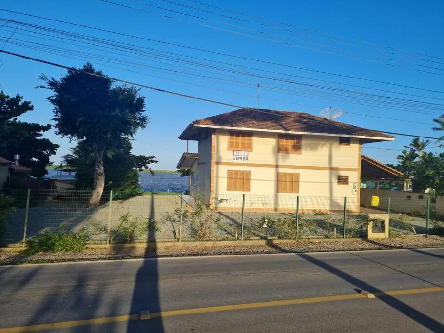 LINDO SOBRADO COM 7 QUARTOS NA BARRA DO ITAPOCU photo 1