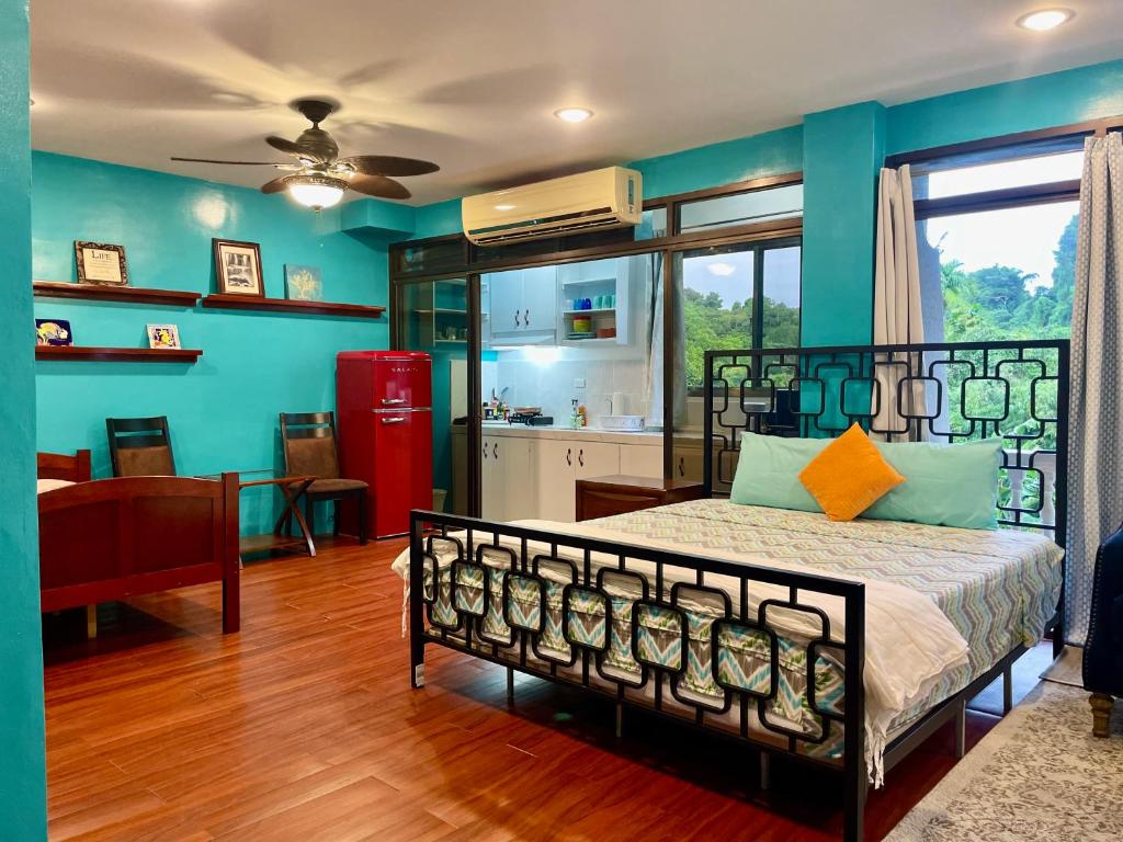 Ngermid Oasis Large Studio With Kitchen & Scenic Views photo 4