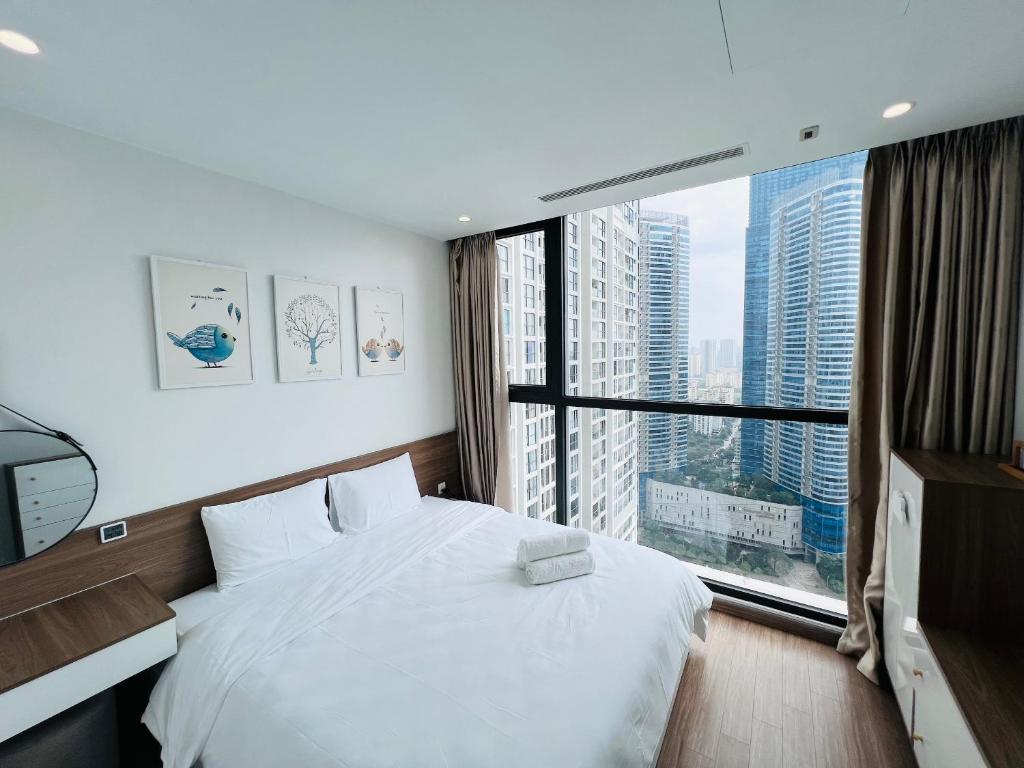 2BR Vinhomes Skylake Near Korean Town