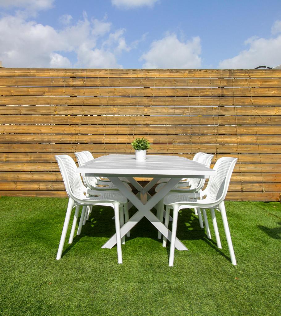 Villa Rosen at Ramat Hahayal TLV photo 4