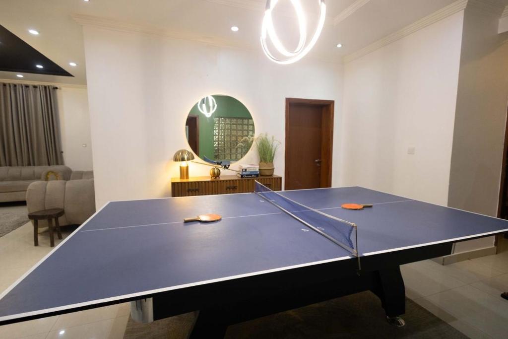 2 bedroom apartment with snooker board and balcony photo 2