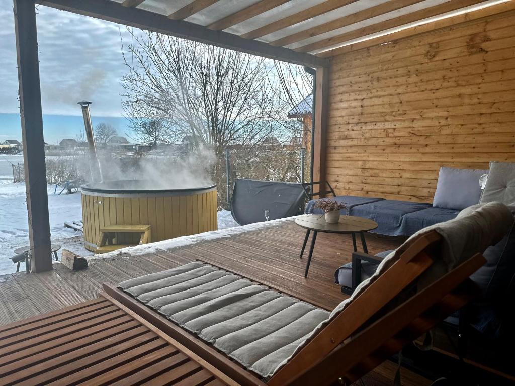 Relax House nad jeziorem z gorącą balią photo 2