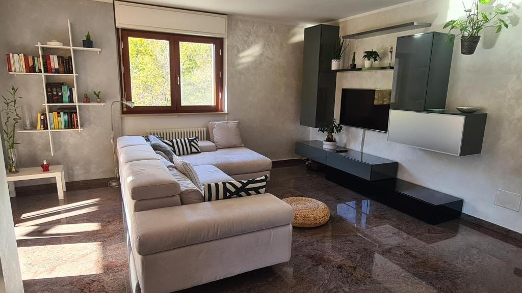 Casa Vignolet : la finestra su Pont-Saint-Martin photo 4