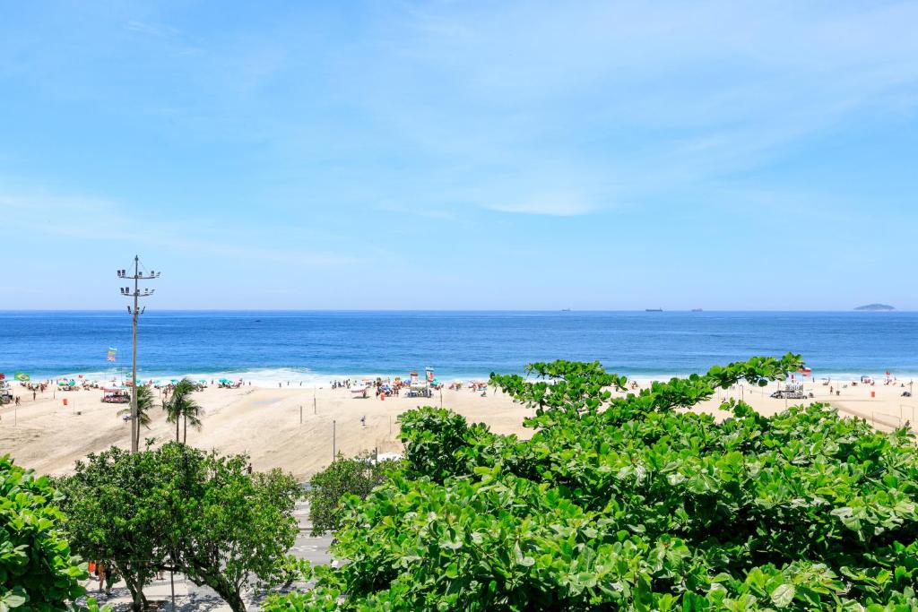 Unique Vista Mar & Quality Copacabana beach photo 2