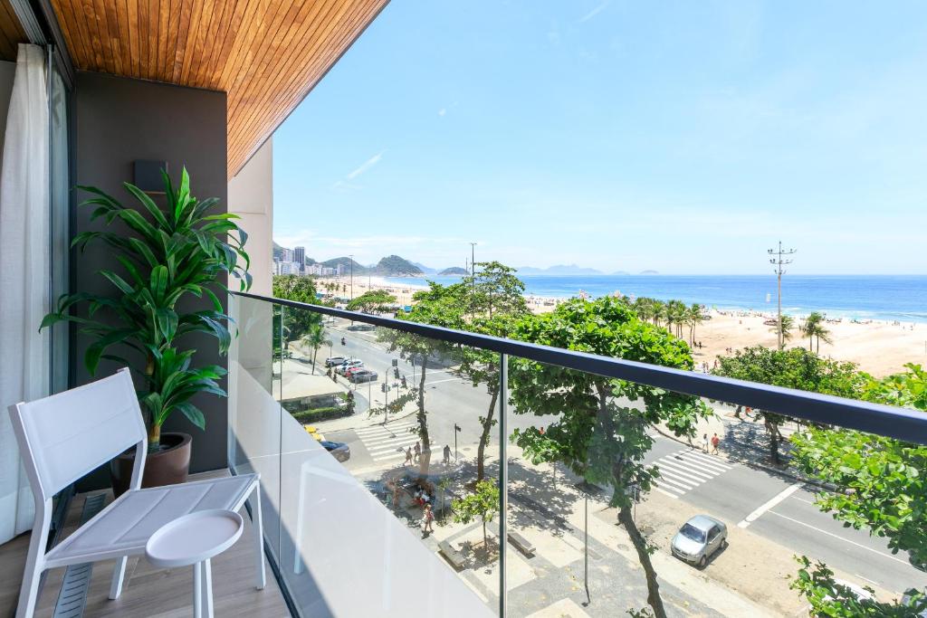 Unique Vista Mar & Quality Copacabana beach photo 1