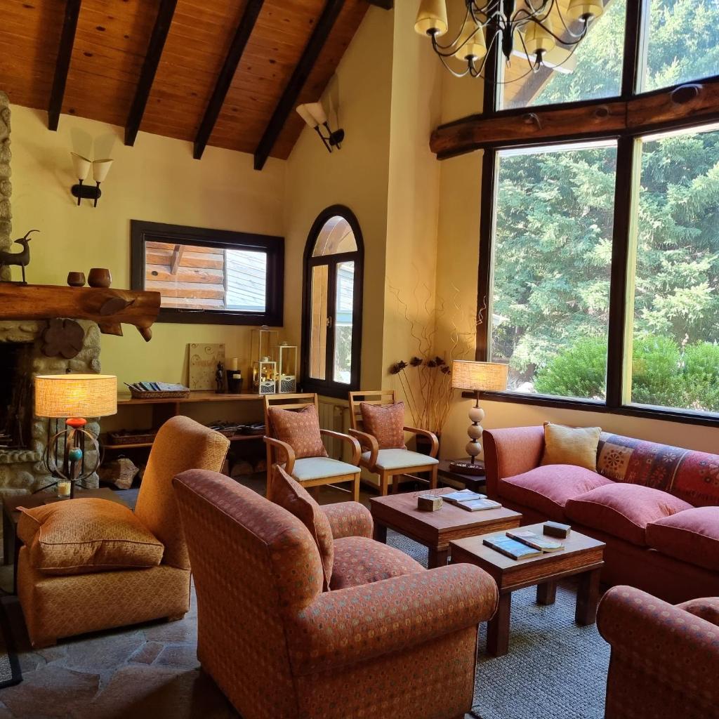 Altos Los Pioneros & Spa photo 3