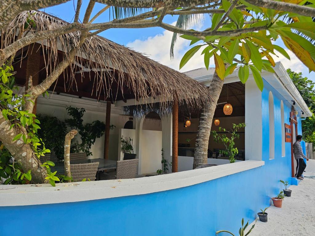Island Luxury Fehendhoo - Friends & Family Hotel photo 4