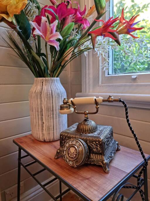 Truro Cottage: Private Garden Paradise in Katoomba photo 2