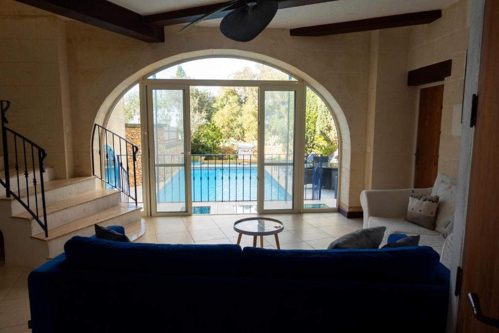 Dionisia Holiday Home
